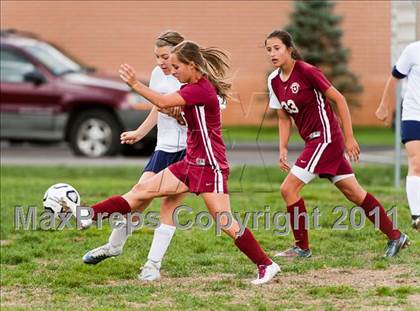 Thumbnail 2 in Monument Mountain vs. Mount Everett (Kick It For Kidneys Tournament) photogallery.
