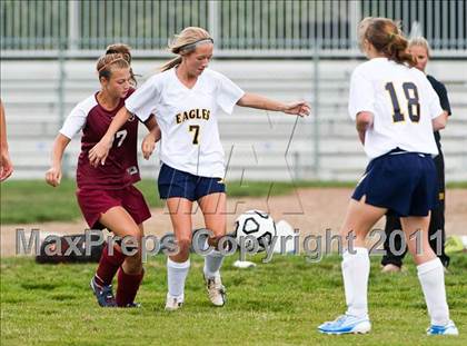 Thumbnail 2 in Monument Mountain vs. Mount Everett (Kick It For Kidneys Tournament) photogallery.