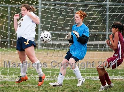Thumbnail 2 in Monument Mountain vs. Mount Everett (Kick It For Kidneys Tournament) photogallery.