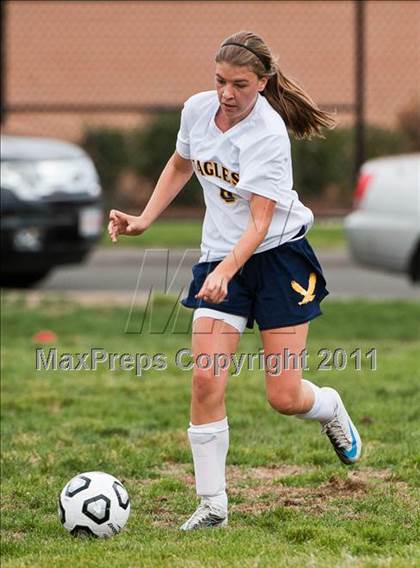 Thumbnail 1 in Monument Mountain vs. Mount Everett (Kick It For Kidneys Tournament) photogallery.