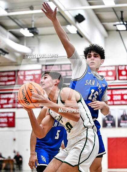 Thumbnail 1 in San Dimas vs. Ontario Christian photogallery.