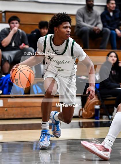 Thumbnail 3 in San Dimas vs. Ontario Christian photogallery.