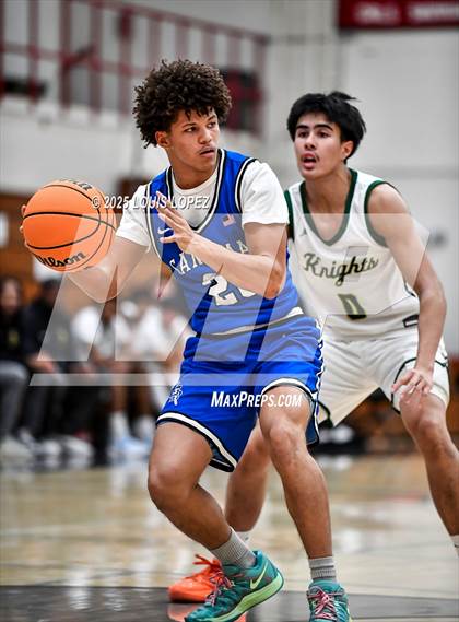 Thumbnail 3 in San Dimas vs. Ontario Christian photogallery.