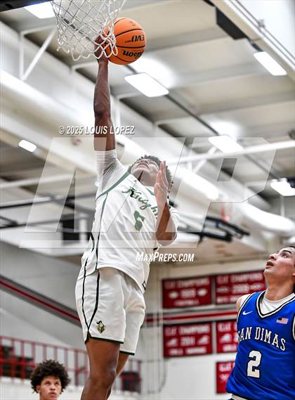 Thumbnail 3 in San Dimas vs. Ontario Christian photogallery.