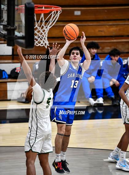 Thumbnail 1 in San Dimas vs. Ontario Christian photogallery.