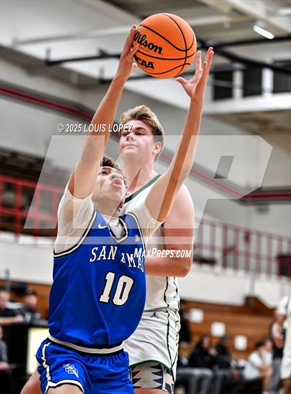 Thumbnail 3 in San Dimas vs. Ontario Christian photogallery.