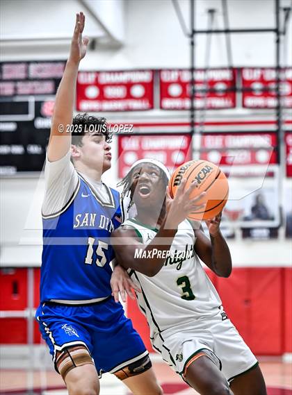 Thumbnail 1 in San Dimas vs. Ontario Christian photogallery.