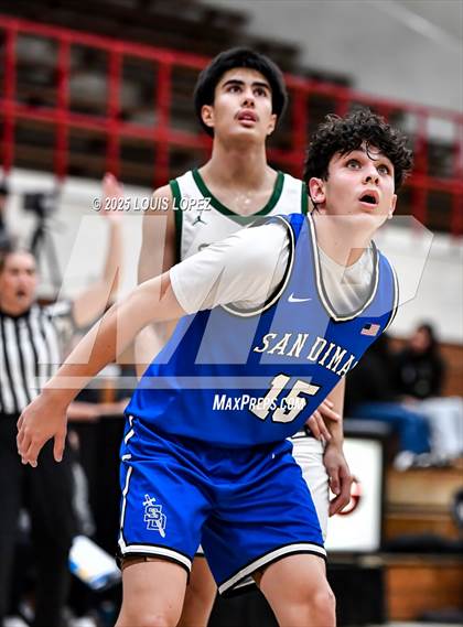 Thumbnail 3 in San Dimas vs. Ontario Christian photogallery.