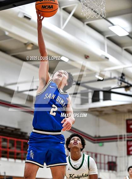 Thumbnail 1 in San Dimas vs. Ontario Christian photogallery.