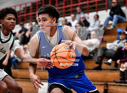 Thumbnail 2 in San Dimas vs. Ontario Christian photogallery.