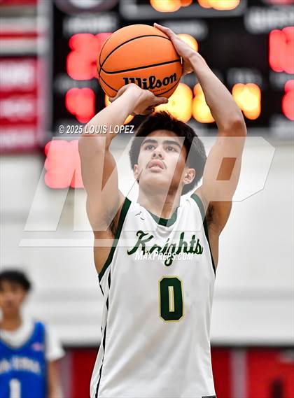 Thumbnail 1 in San Dimas vs. Ontario Christian photogallery.