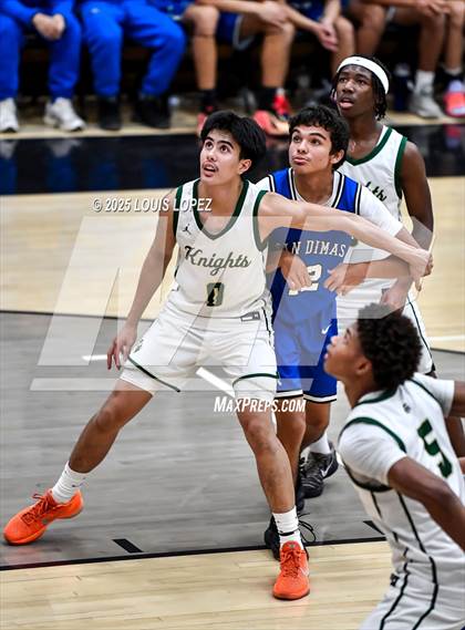 Thumbnail 1 in San Dimas vs. Ontario Christian photogallery.