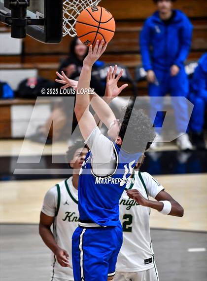 Thumbnail 1 in San Dimas vs. Ontario Christian photogallery.