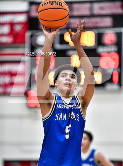 Thumbnail 1 in San Dimas vs. Ontario Christian photogallery.