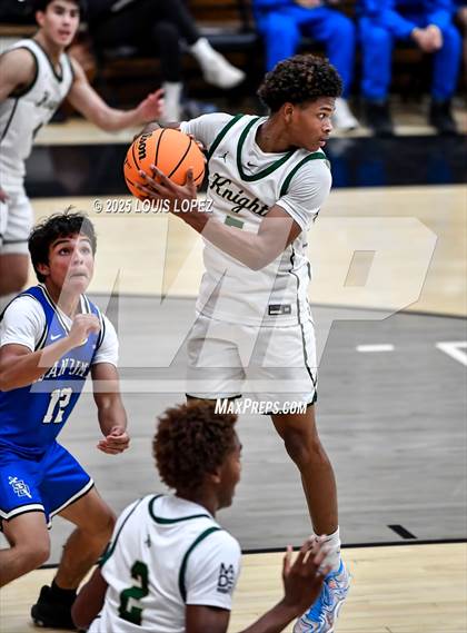 Thumbnail 3 in San Dimas vs. Ontario Christian photogallery.