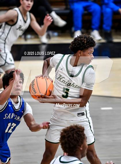 Thumbnail 1 in San Dimas vs. Ontario Christian photogallery.