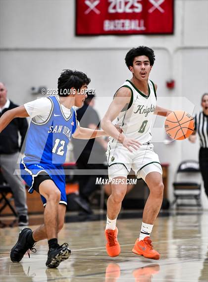 Thumbnail 2 in San Dimas vs. Ontario Christian photogallery.