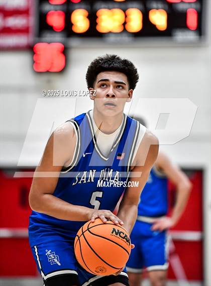 Thumbnail 3 in San Dimas vs. Ontario Christian photogallery.