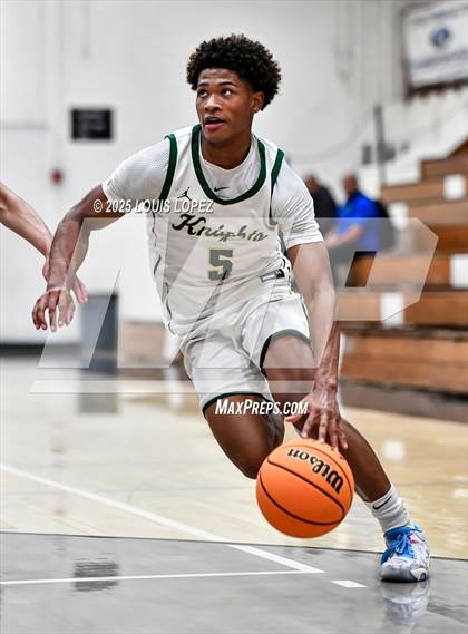 Thumbnail 2 in San Dimas vs. Ontario Christian photogallery.