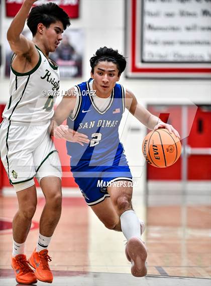 Thumbnail 1 in San Dimas vs. Ontario Christian photogallery.