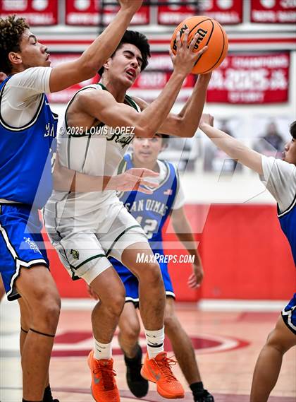 Thumbnail 3 in San Dimas vs. Ontario Christian photogallery.