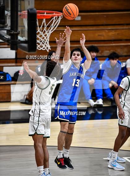 Thumbnail 2 in San Dimas vs. Ontario Christian photogallery.