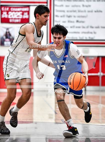 Thumbnail 3 in San Dimas vs. Ontario Christian photogallery.