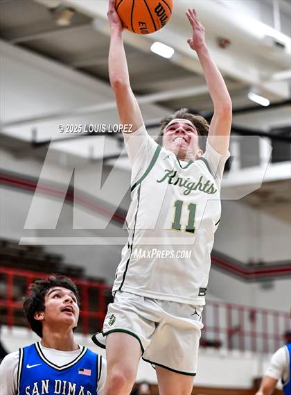 Thumbnail 3 in San Dimas vs. Ontario Christian photogallery.