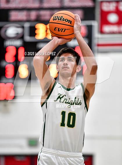 Thumbnail 2 in San Dimas vs. Ontario Christian photogallery.