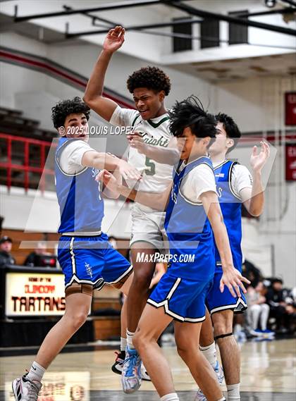 Thumbnail 1 in San Dimas vs. Ontario Christian photogallery.