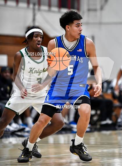 Thumbnail 3 in San Dimas vs. Ontario Christian photogallery.