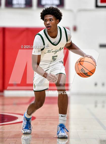 Thumbnail 1 in San Dimas vs. Ontario Christian photogallery.