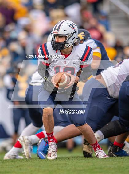 Thumbnail 1 in Terry Sanford @ Cape Fear (Battle of the Blues) photogallery.