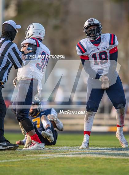 Thumbnail 2 in Terry Sanford @ Cape Fear (Battle of the Blues) photogallery.