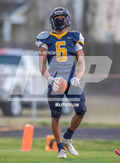 Thumbnail 1 in Terry Sanford @ Cape Fear (Battle of the Blues) photogallery.