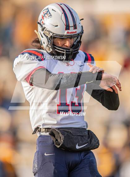 Thumbnail 2 in Terry Sanford @ Cape Fear (Battle of the Blues) photogallery.