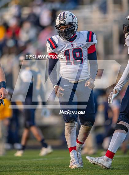 Thumbnail 2 in Terry Sanford @ Cape Fear (Battle of the Blues) photogallery.