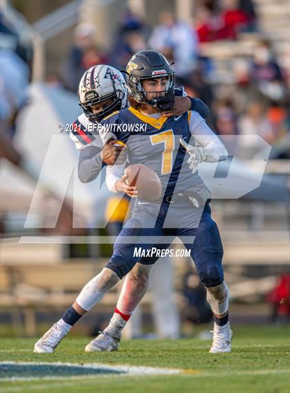 Thumbnail 3 in Terry Sanford @ Cape Fear (Battle of the Blues) photogallery.