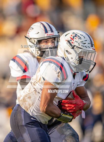 Thumbnail 3 in Terry Sanford @ Cape Fear (Battle of the Blues) photogallery.