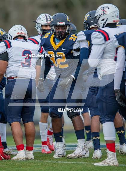 Thumbnail 1 in Terry Sanford @ Cape Fear (Battle of the Blues) photogallery.