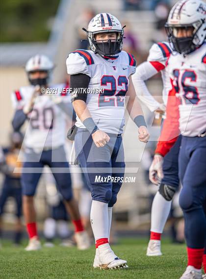 Thumbnail 1 in Terry Sanford @ Cape Fear (Battle of the Blues) photogallery.