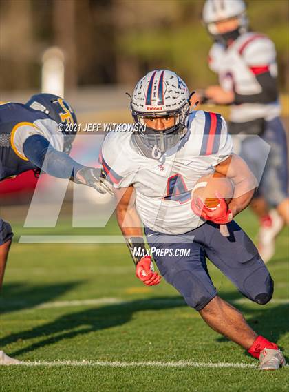 Thumbnail 3 in Terry Sanford @ Cape Fear (Battle of the Blues) photogallery.
