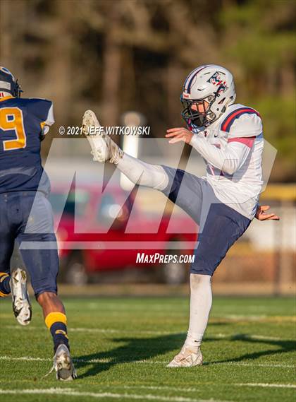 Thumbnail 2 in Terry Sanford @ Cape Fear (Battle of the Blues) photogallery.