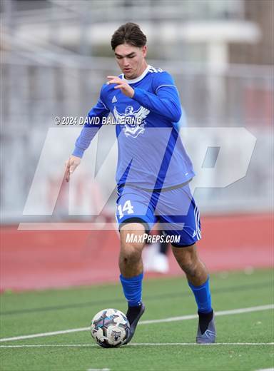 null - Photo 01