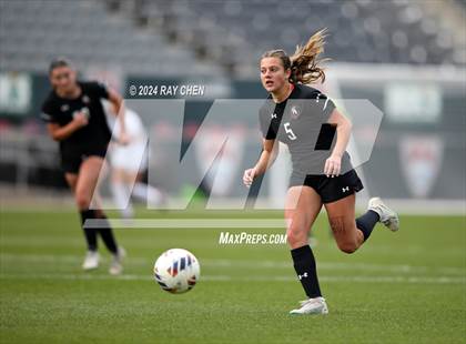Thumbnail 2 in Colorado Academy vs. Jefferson Academy (CHSAA 3A Championship) photogallery.
