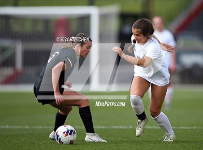 Thumbnail 3 in Colorado Academy vs. Jefferson Academy (CHSAA 3A Championship) photogallery.