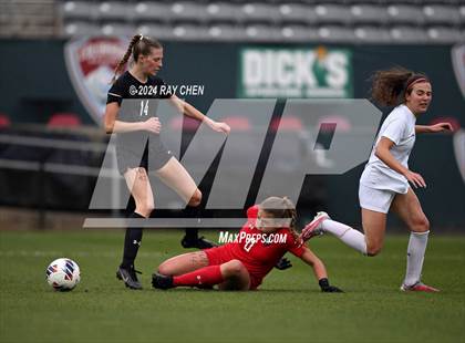 Thumbnail 2 in Colorado Academy vs. Jefferson Academy (CHSAA 3A Championship) photogallery.