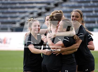 Thumbnail 3 in Colorado Academy vs. Jefferson Academy (CHSAA 3A Championship) photogallery.