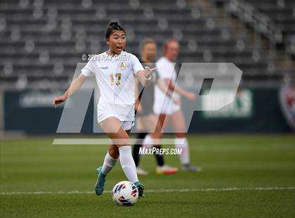 Thumbnail 3 in Colorado Academy vs. Jefferson Academy (CHSAA 3A Championship) photogallery.