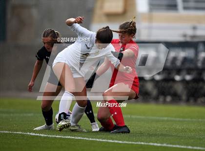 Thumbnail 2 in Colorado Academy vs. Jefferson Academy (CHSAA 3A Championship) photogallery.
